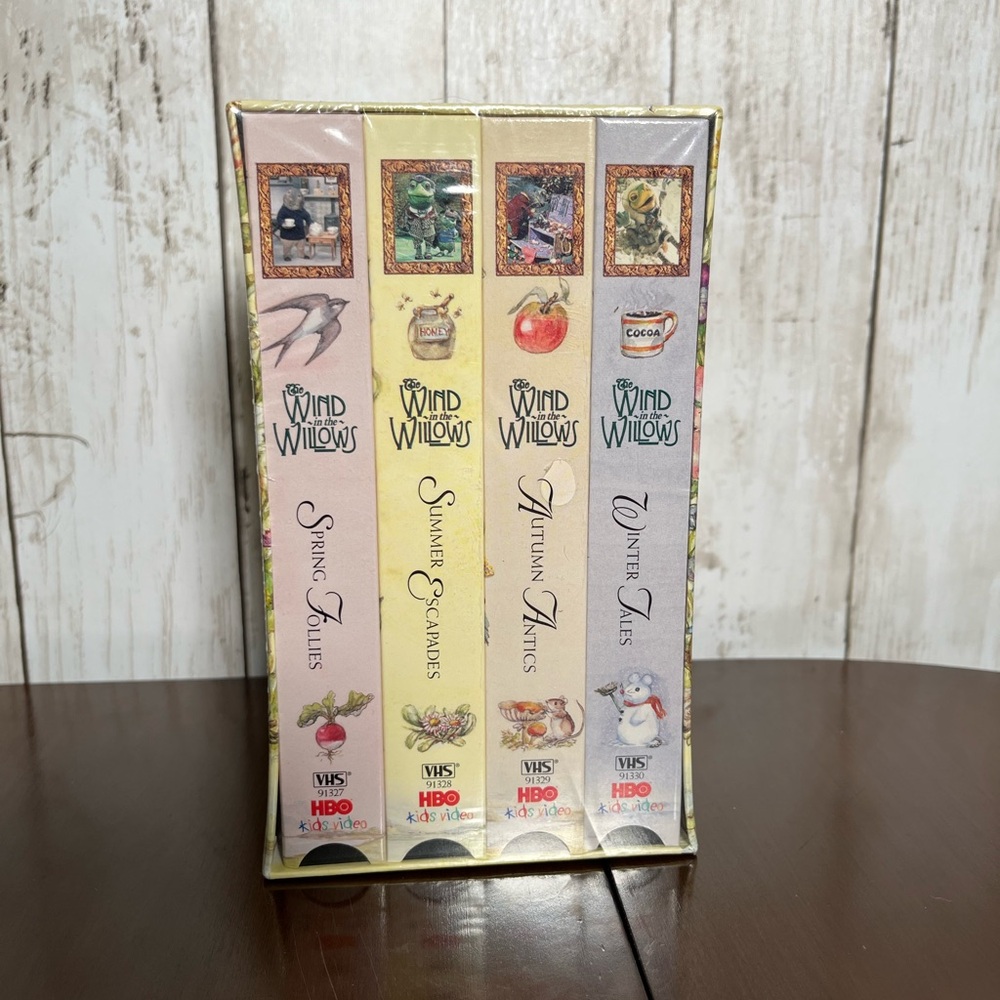 Wind in the Willows VHS Box Set